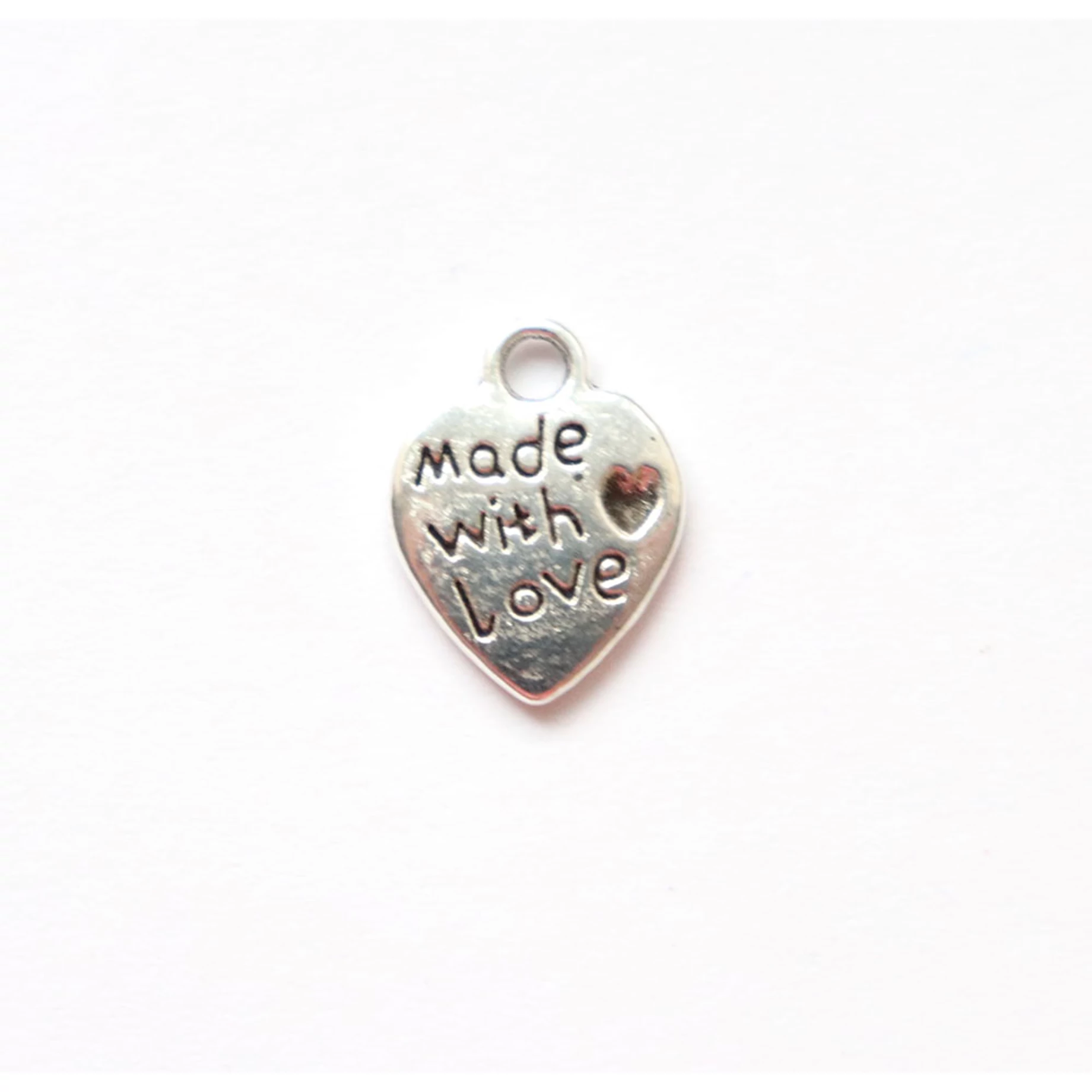 Made With Love medál